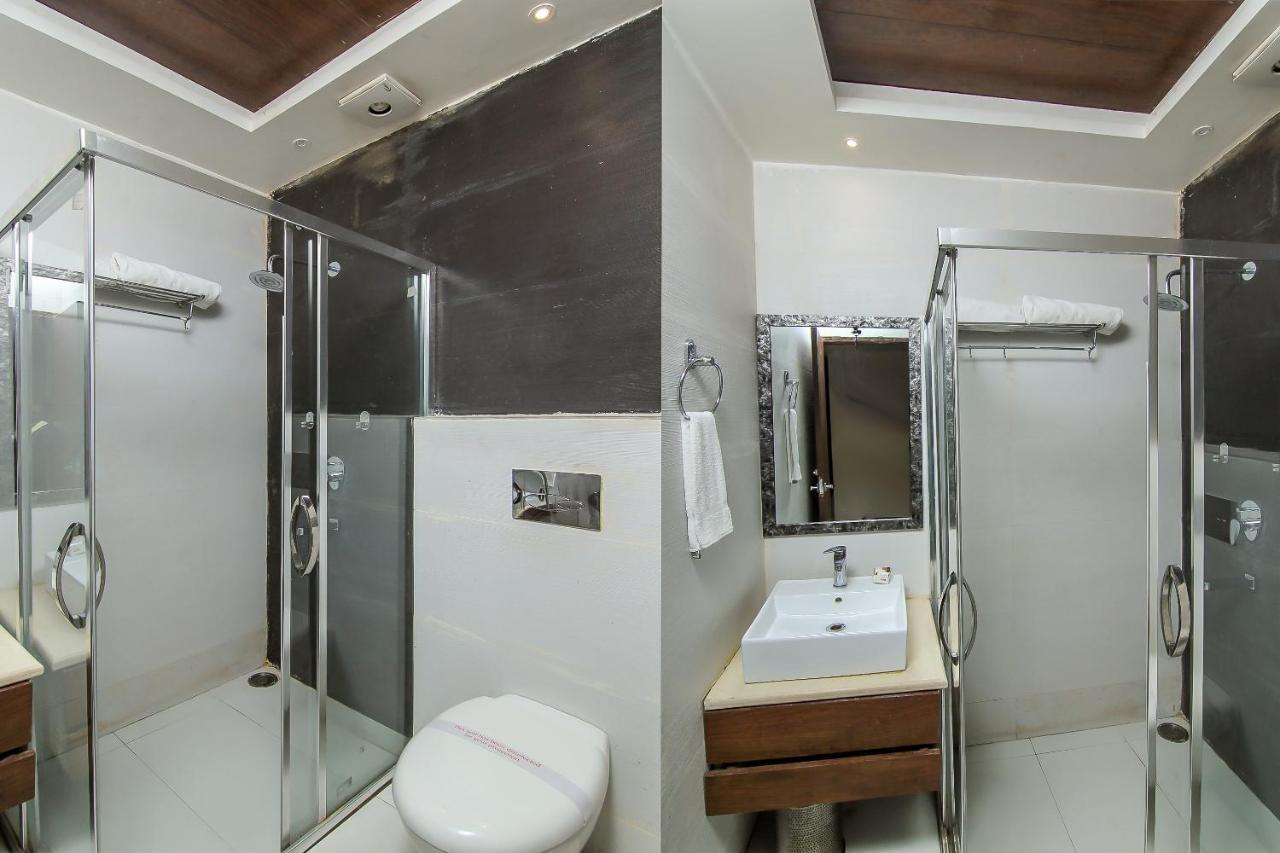 Oyo 1358 Hotel Crossroad Lucknow Exterior photo